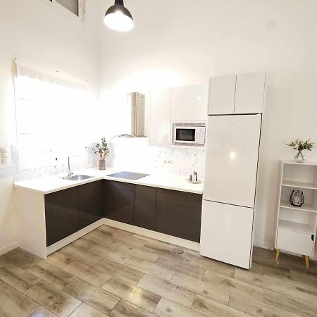 La Victoria Suites Malaga Bagian luar foto