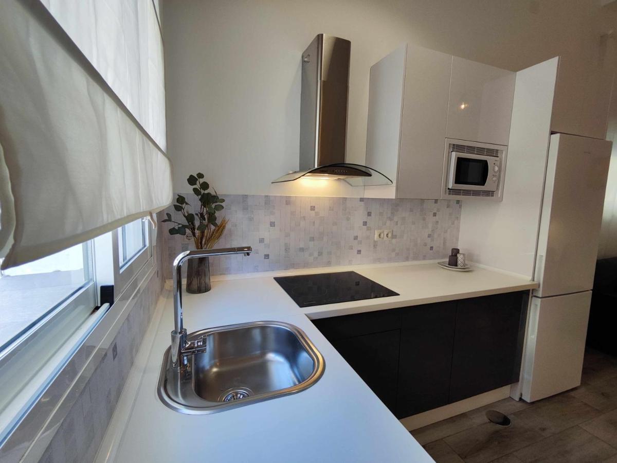 La Victoria Suites Malaga Bagian luar foto