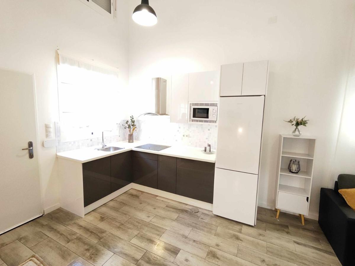 La Victoria Suites Malaga Bagian luar foto