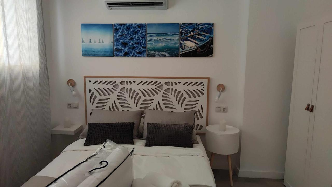 La Victoria Suites Malaga Bagian luar foto