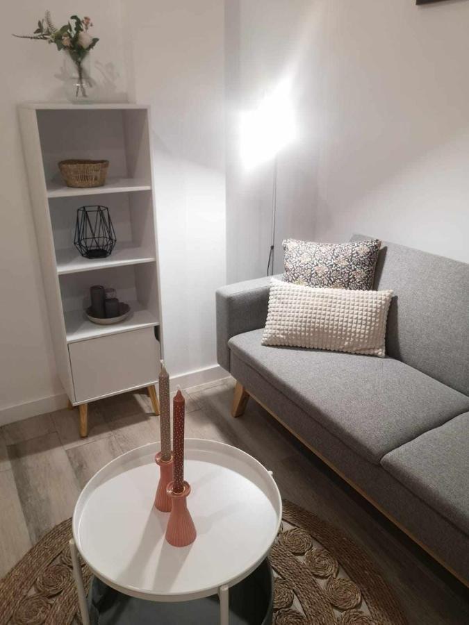 La Victoria Suites Malaga Bagian luar foto