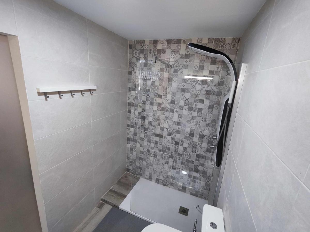 La Victoria Suites Malaga Bagian luar foto