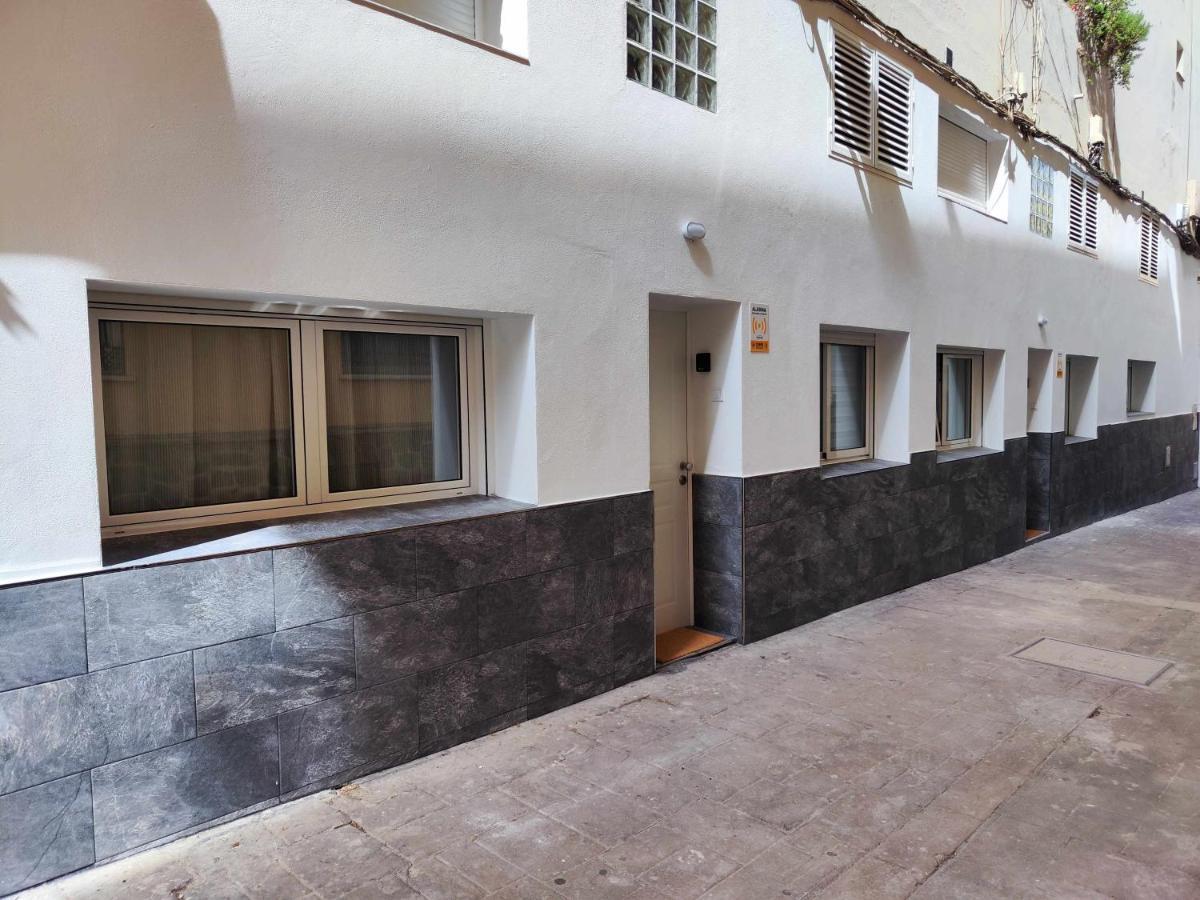 La Victoria Suites Malaga Bagian luar foto