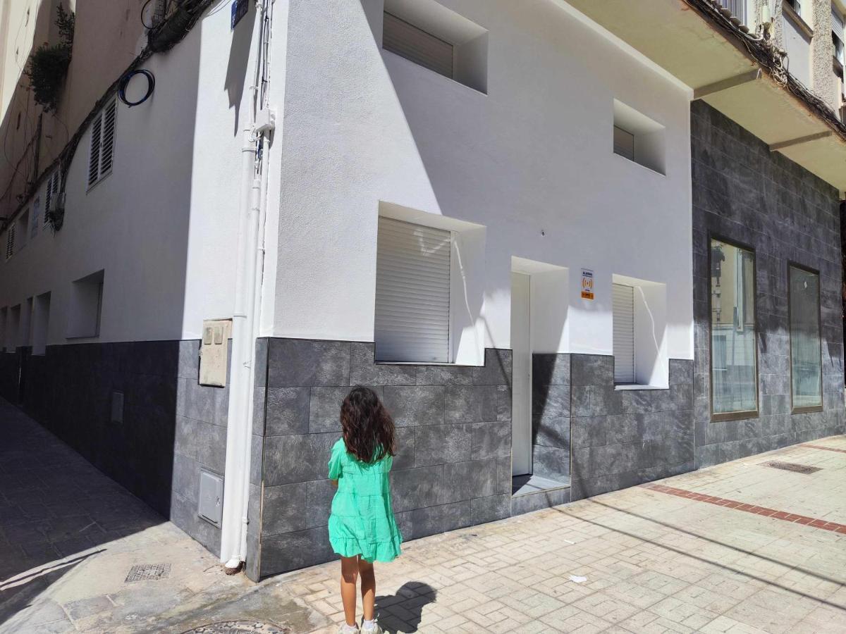 La Victoria Suites Malaga Bagian luar foto